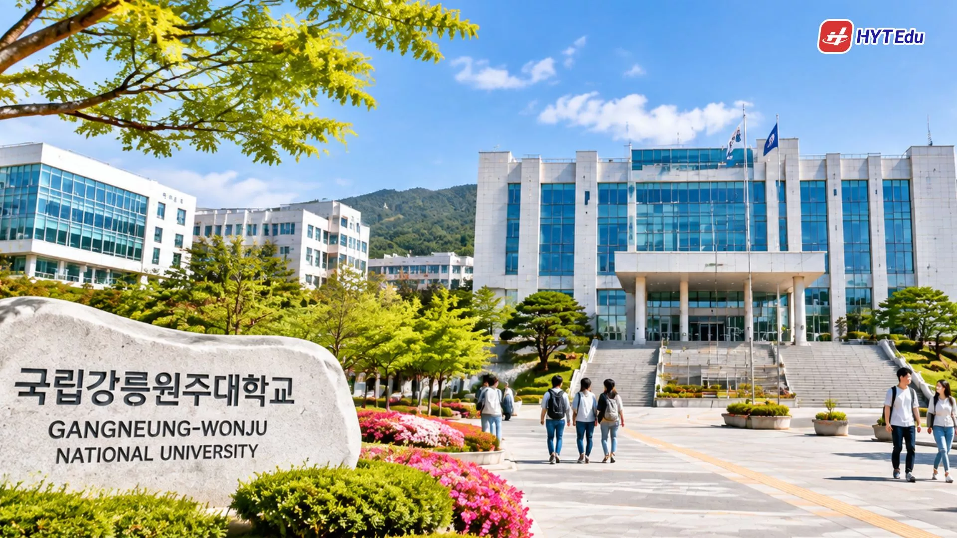 Campus Đại học Quốc gia Gangneung-Wonju Hàn Quốc với giảng đường và khuôn viên sinh viên